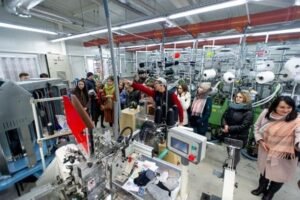Vizita de studiu la fabrica textilă – Crista Tricot SRL și la agenția de turism rural din s. Pohrebea, Activis Teambuilding