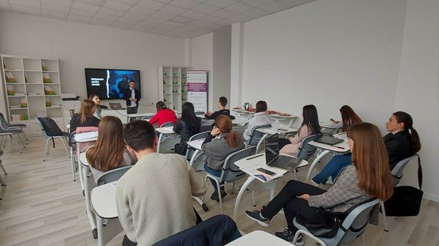 ZIUA XII DE INSTRUIRE A TINERILOR NEET DIN R. Hîncești